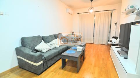 Foto 2 de Piso de alquiler en Calle Agustina de Aragón, Aguas Vivas - La Zambomba, Cáceres Capital