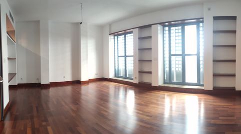 Foto 2 de Piso en venta en Calle Califato, La Pañoleta, Camas
