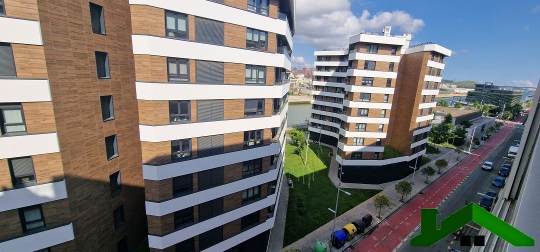 Exterior view of Flat for sale in Bilbao   with Heating, Terrace and Furnished