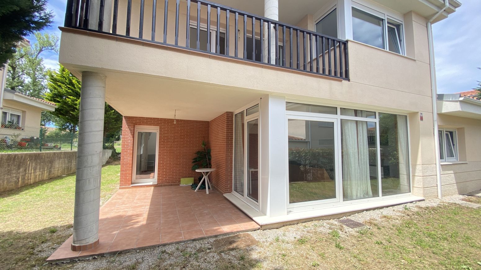 Vista exterior de Casa o chalet en venta en Ribamontán al Monte con Calefacción, Jardín privado y Parquet