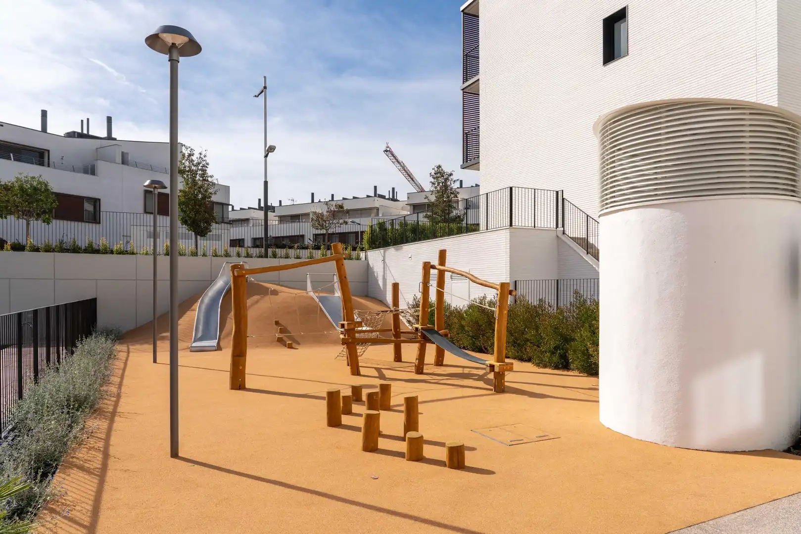 Wohnung zur Miete in RDA. JEAN MONNET 230-238, SABADELL, Can Gambús