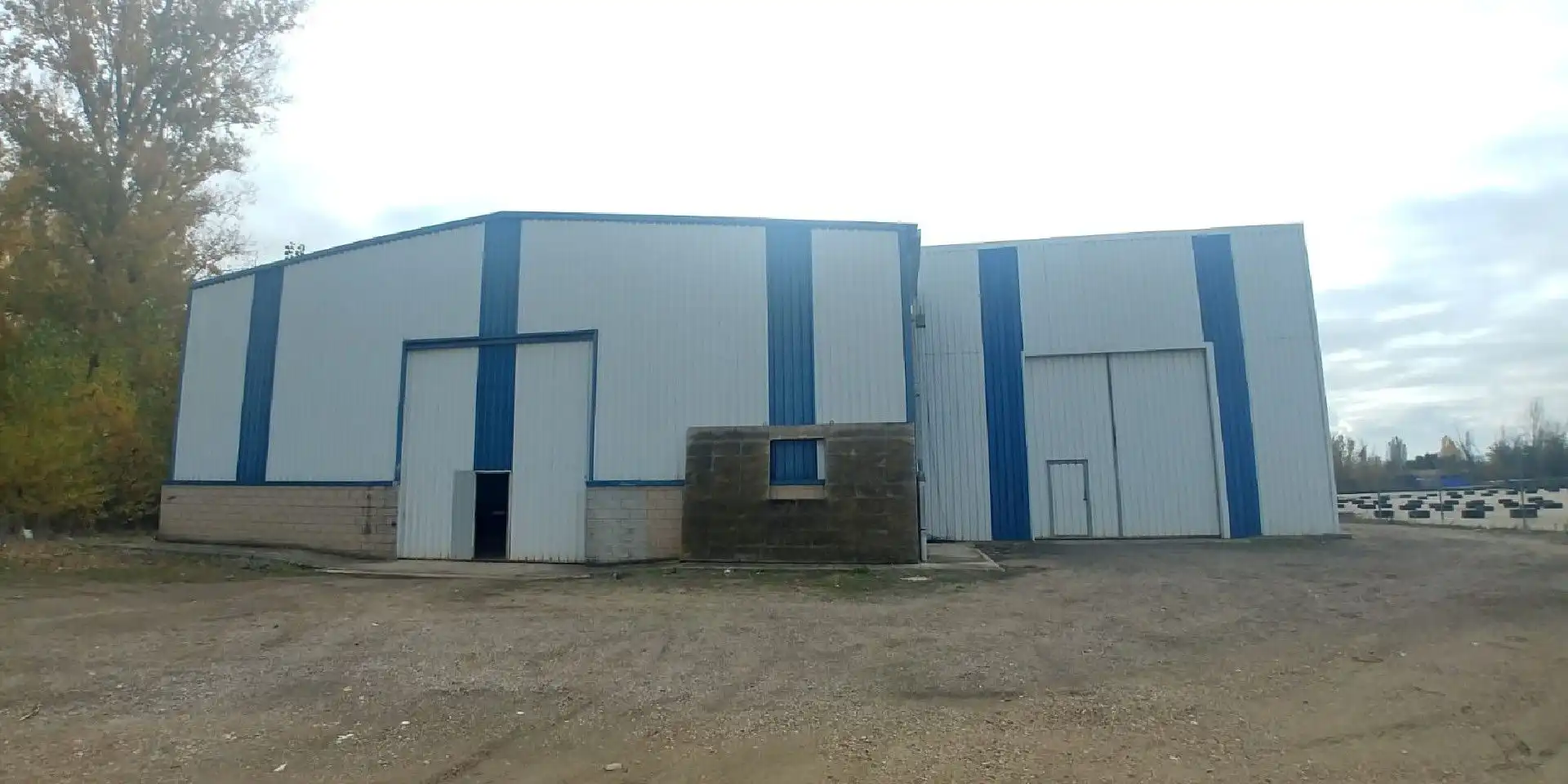 Exterior view of Industrial buildings for rent in Palencia