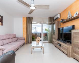 Living room of Flat for sale in Sabadell  with Air Conditioner, Heating and Parquet flooring