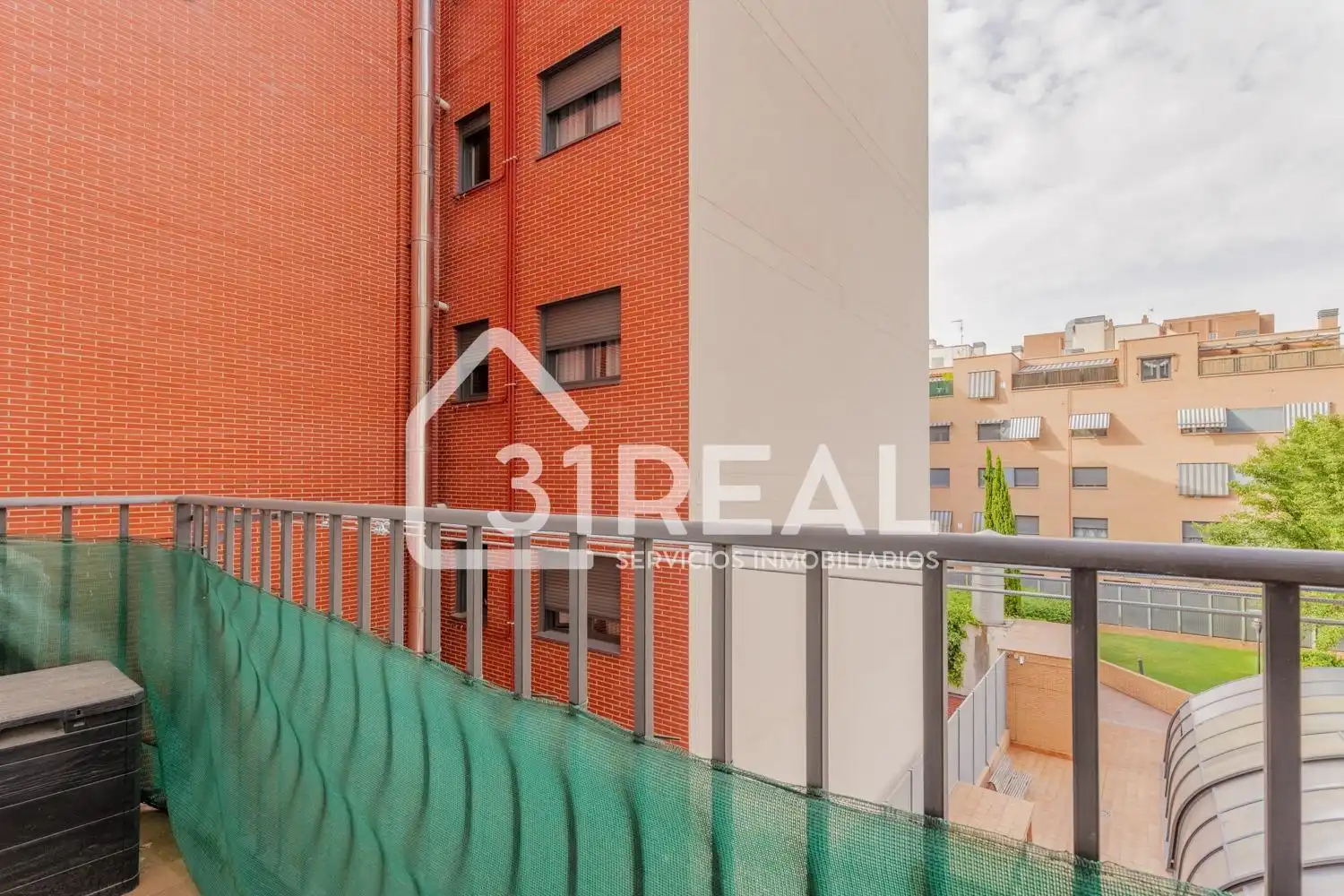 Außenansicht von Wohnung zum Verkauf in Madrid mit Klimaanlage, Heizung und Terrasse