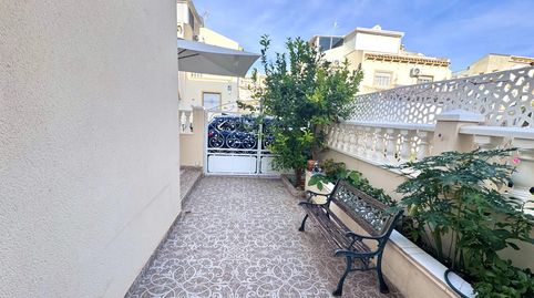 Foto 3 de Casa adosada en venta en Playa Flamenca, Orihuela