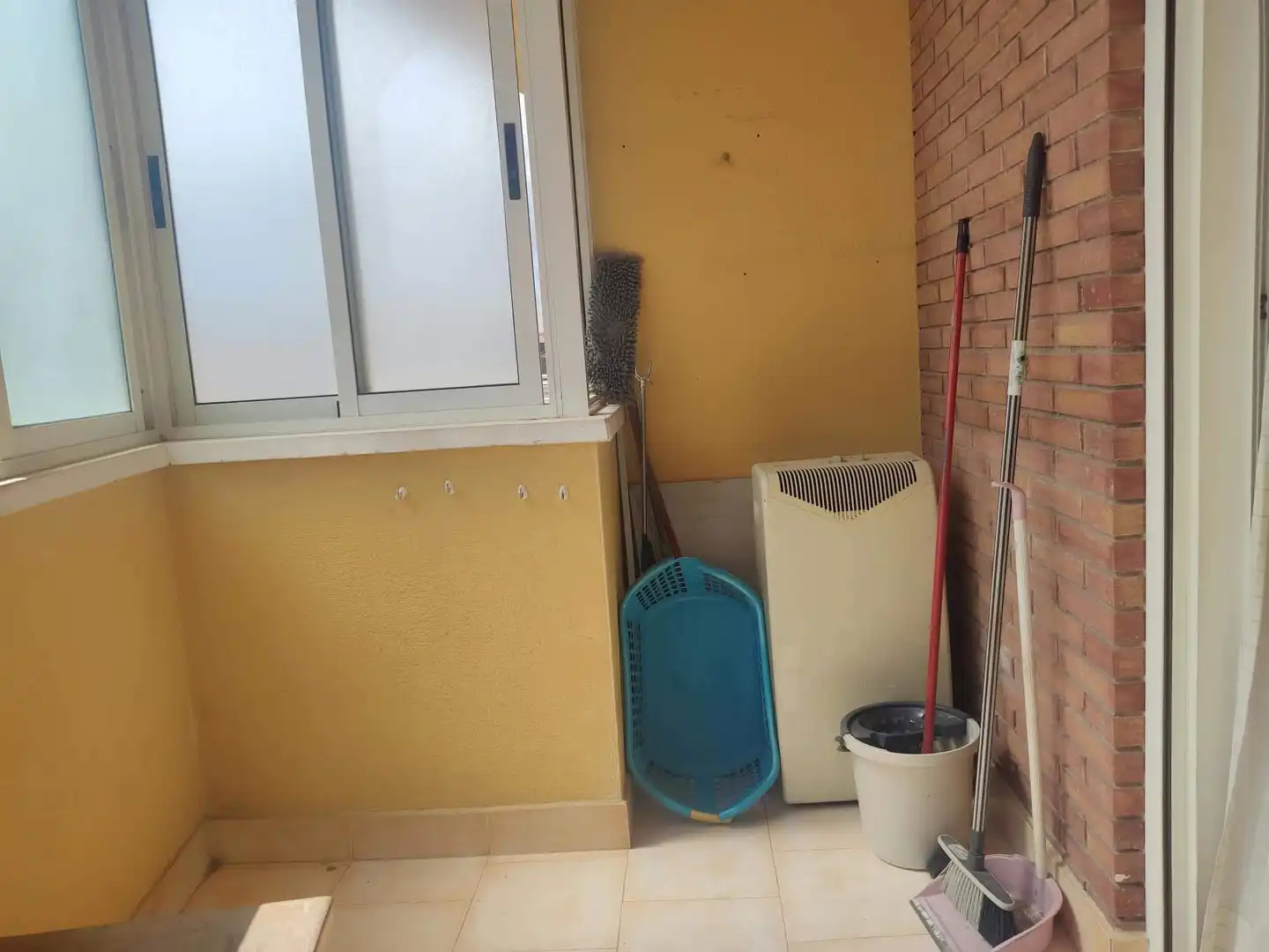 Flat for rent in Calle FERNANDA SANTAMARIA, Plaza Crevillente - Antiguos Juzgados - El Asilo