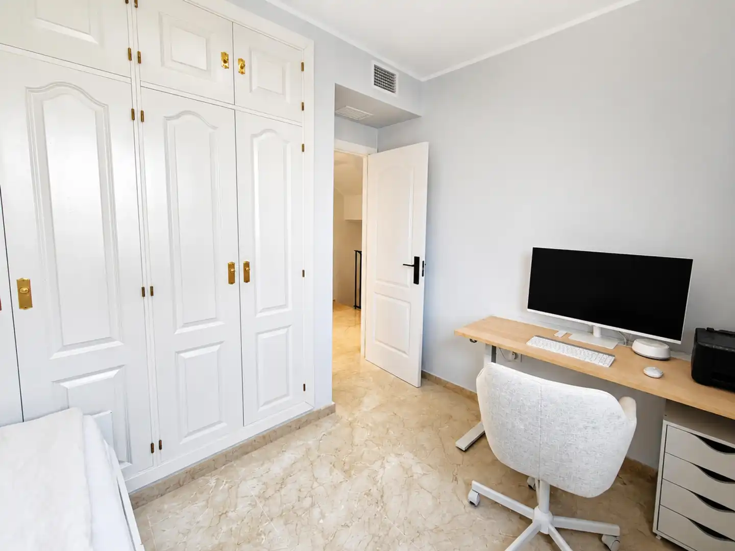 Maison jumelée avec piscine à vendre à La Duquesa, imagen 16