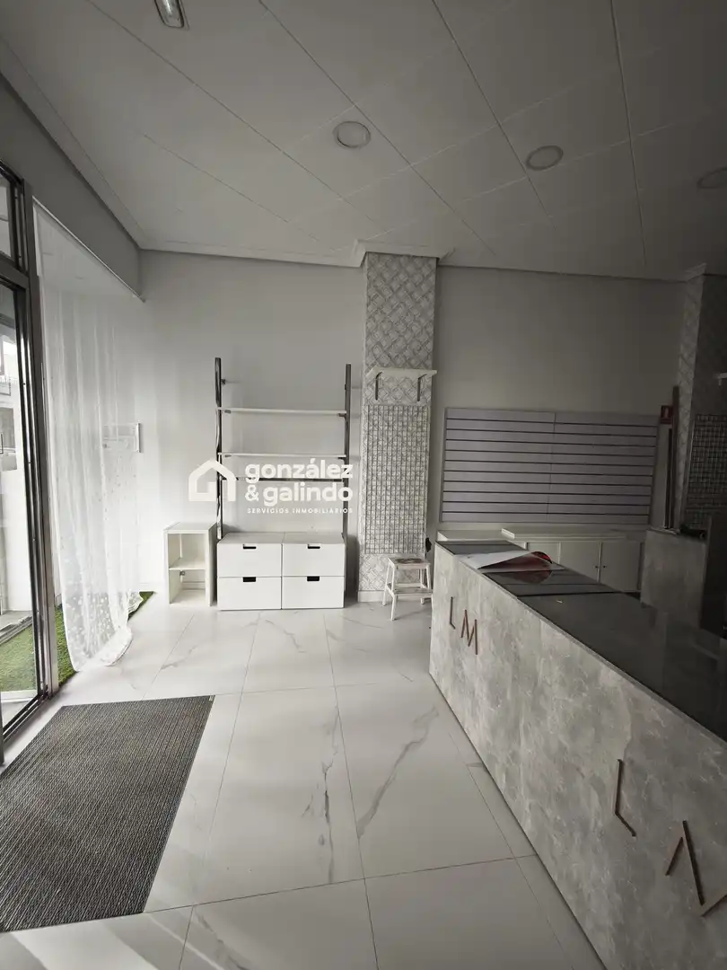 Local comercial en alquiler en Arahal, imagen 8