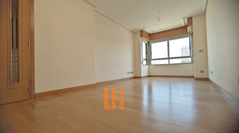 Photo 5 of Flat for rent in Rúa Juan de Ciorraga, 5 - B, Someso - Matogrande, A Coruña Capital