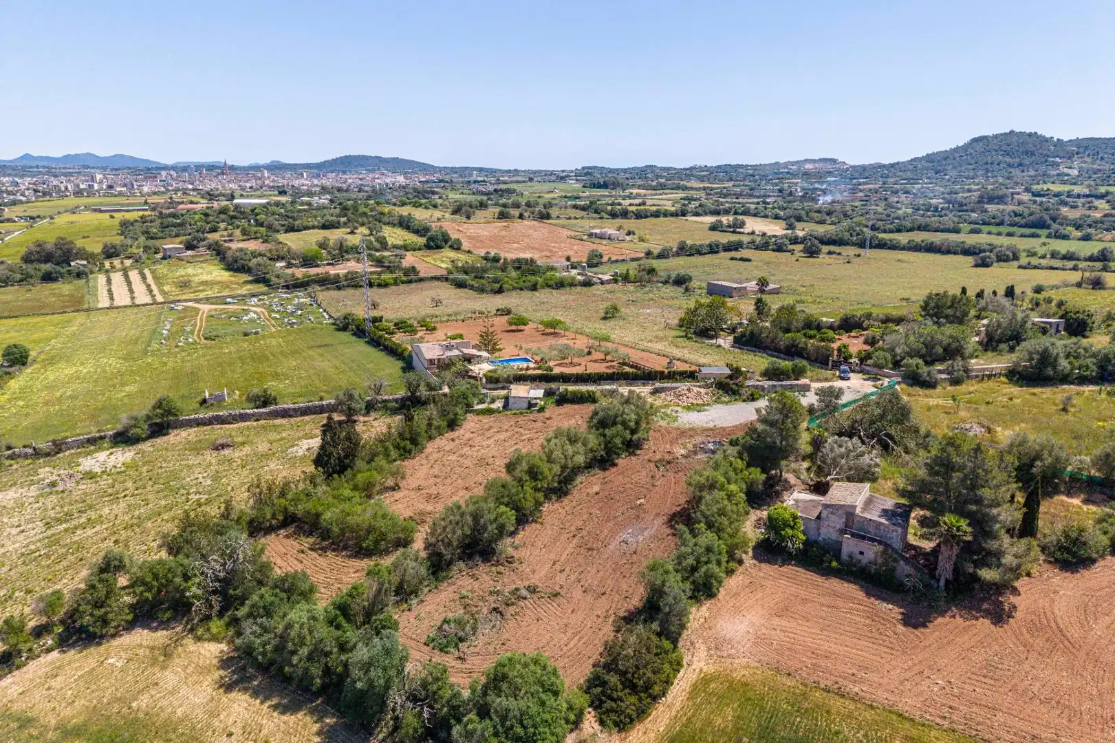 Country homes for sale in Manacor Centre