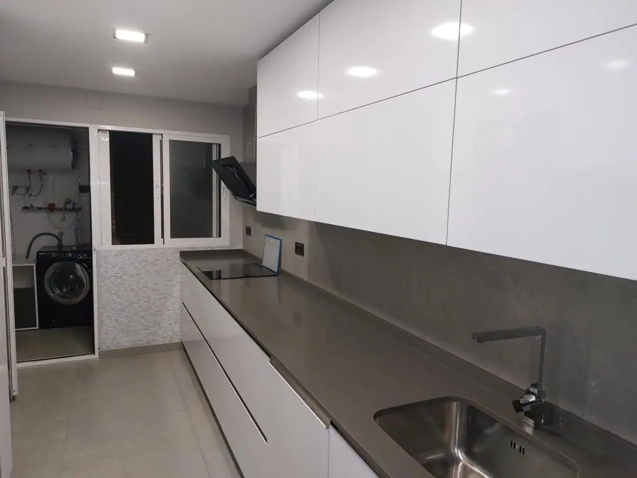 Flat for rent in De Ronda, Camino de Ronda