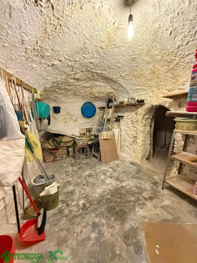 Casa adosada en venta en Santa Cruz de la Zarza con Calefacción, Terraza y Amueblado
