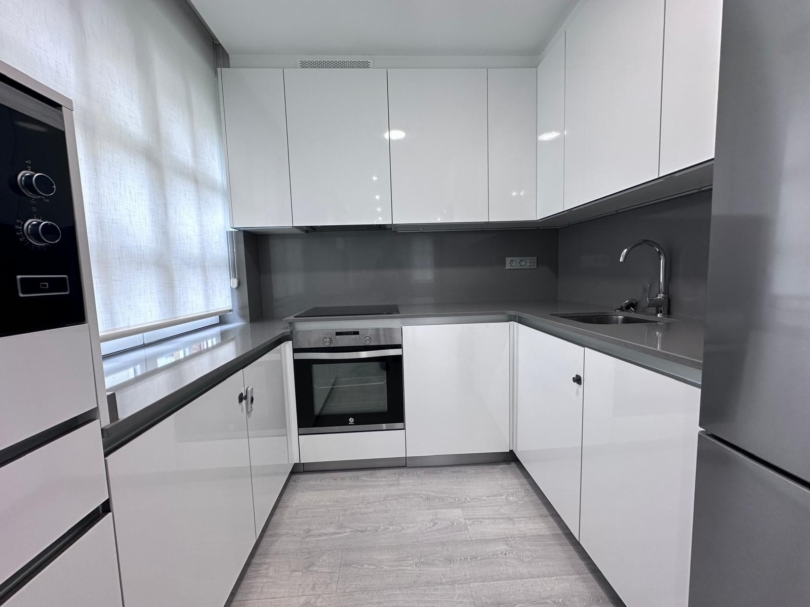 Kitchen of Flat to rent in Santurtzi   with Heating