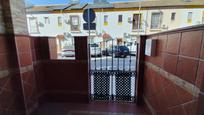 Vista exterior de Casa adosada en venda en  Sevilla Capital amb Aire condicionat, Calefacció i Terrassa