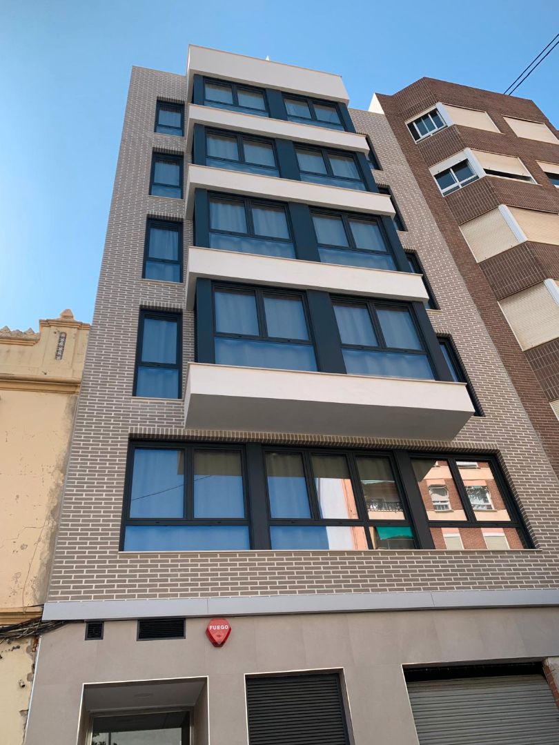 Exterior view of Flat to rent in  Valencia Capital  with Air Conditioner, Furnished and Washing machine