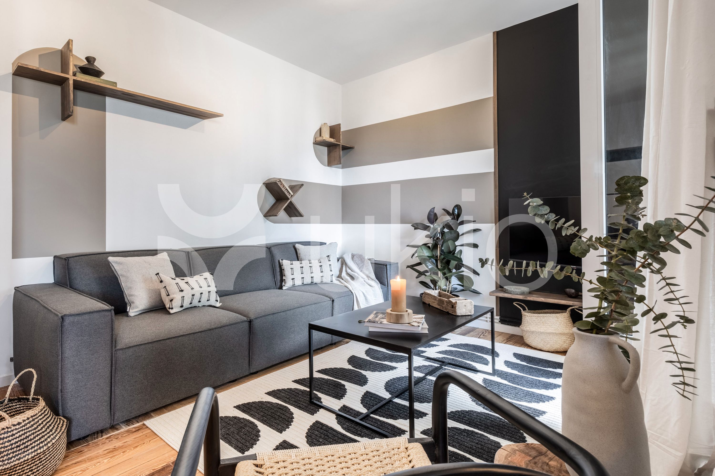 Living room of Apartment to rent in  Madrid Capital  with Air Conditioner, Furnished and Oven