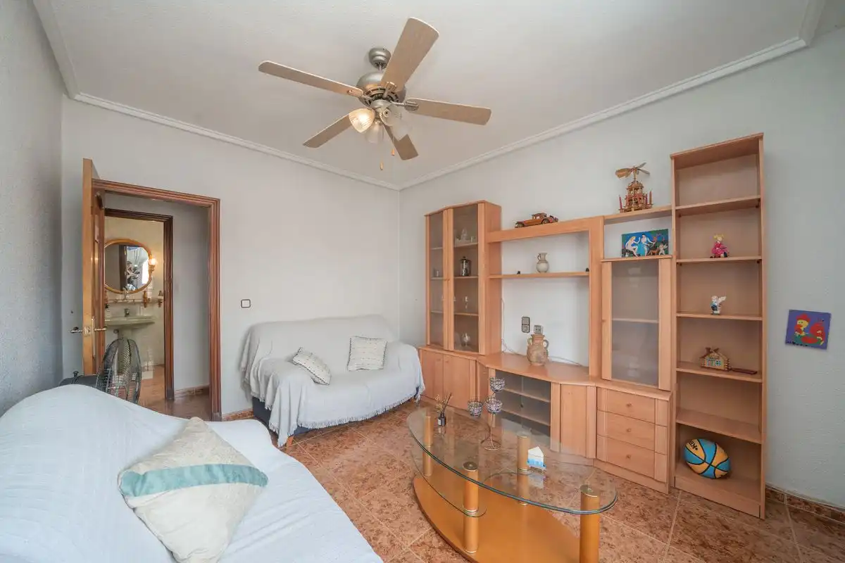 Sala d'estar de Edifici en venda en Orihuela