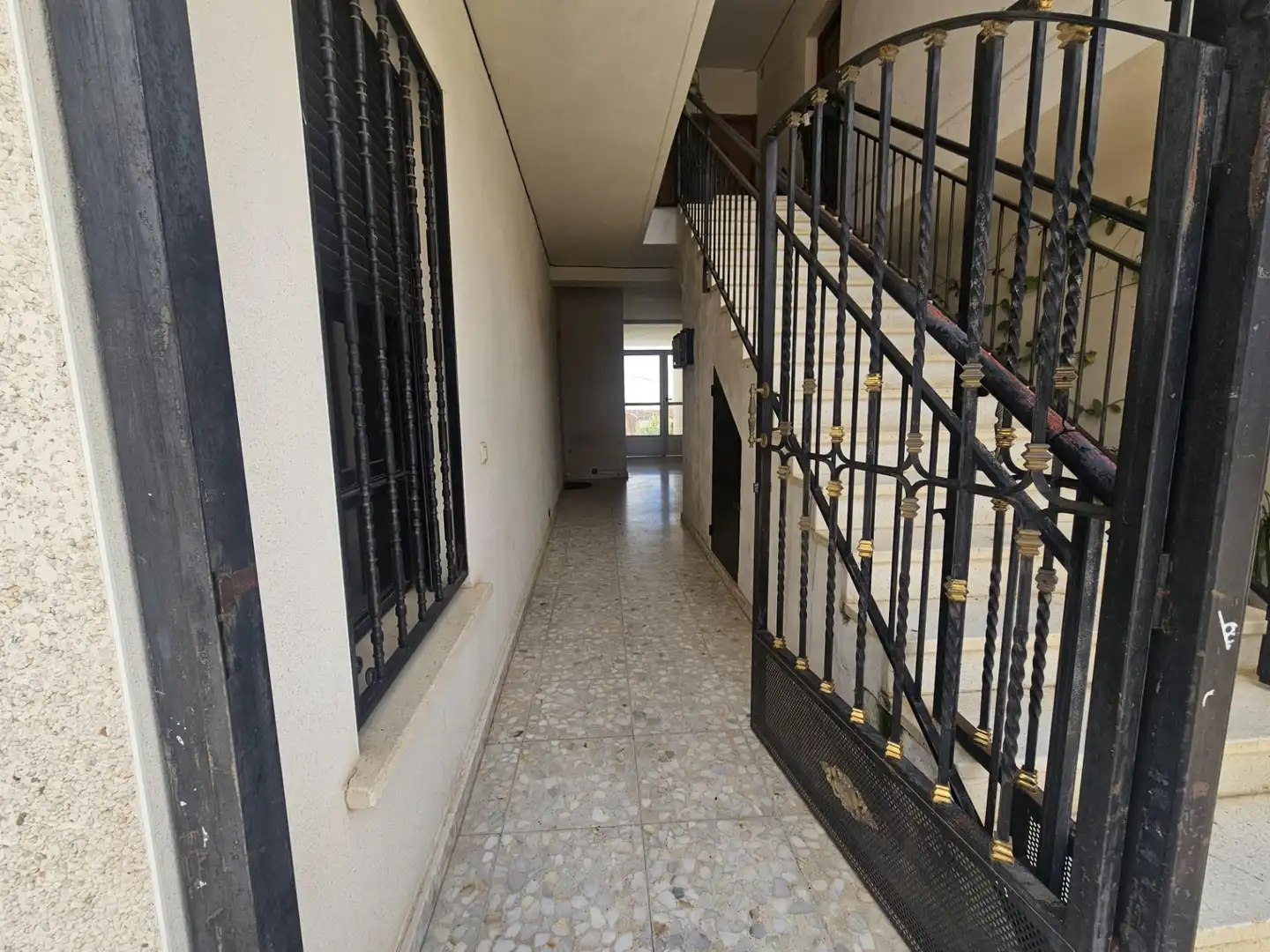 Wohnung zum Verkauf in Avenida CACERES 32, imagen 2