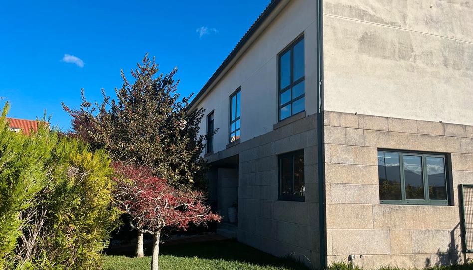 Photo 1 of Single-family semi-detached for sale in Rúa Illa Toralla, Nigrán centro, Pontevedra