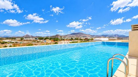Piso en venta de 3 dormitorios y 2 baños con garaje y trastero en Monforte del Cid, imagen 2