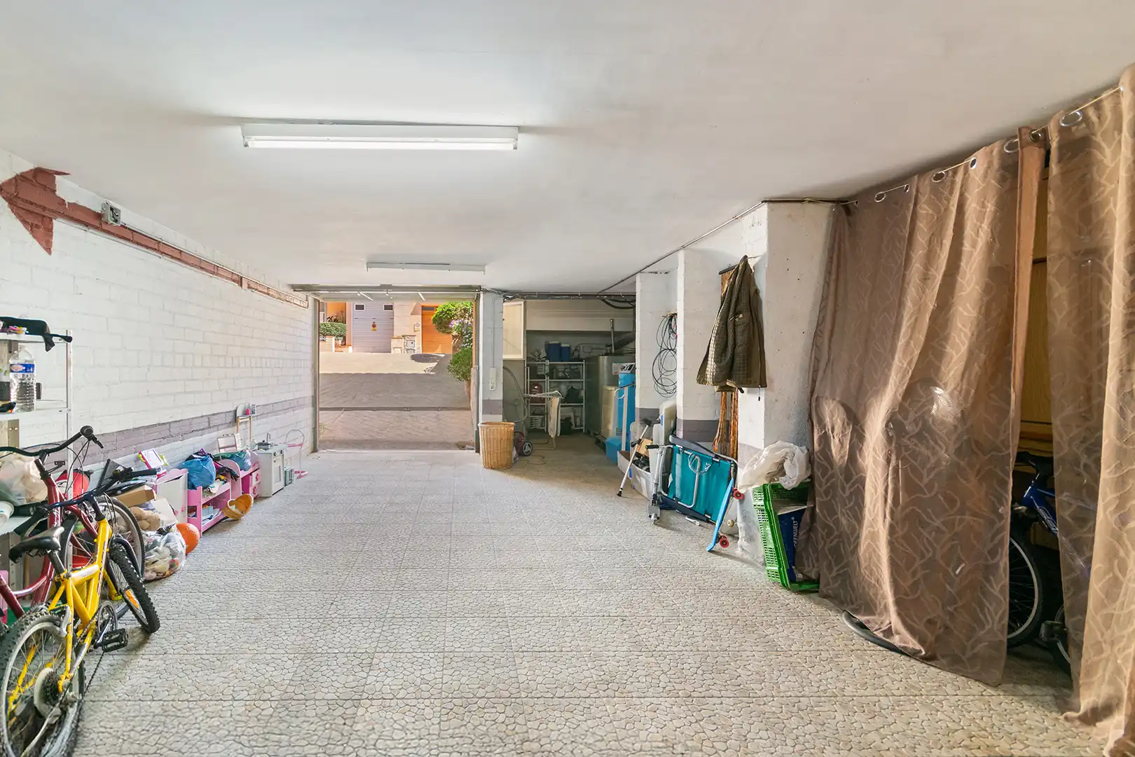 Casa adosada en venda en Peralada amb Calefacció, Jardí privat i Terrassa