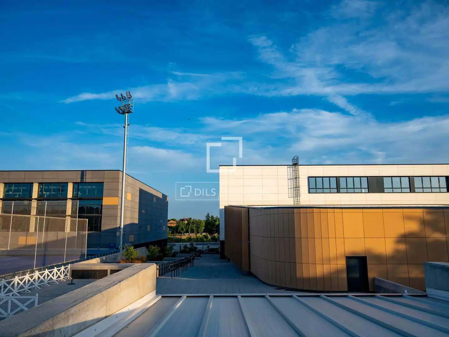 Vista exterior de Pis de lloguer en Las Rozas de Madrid amb Calefacció, Jardí privat i Parquet