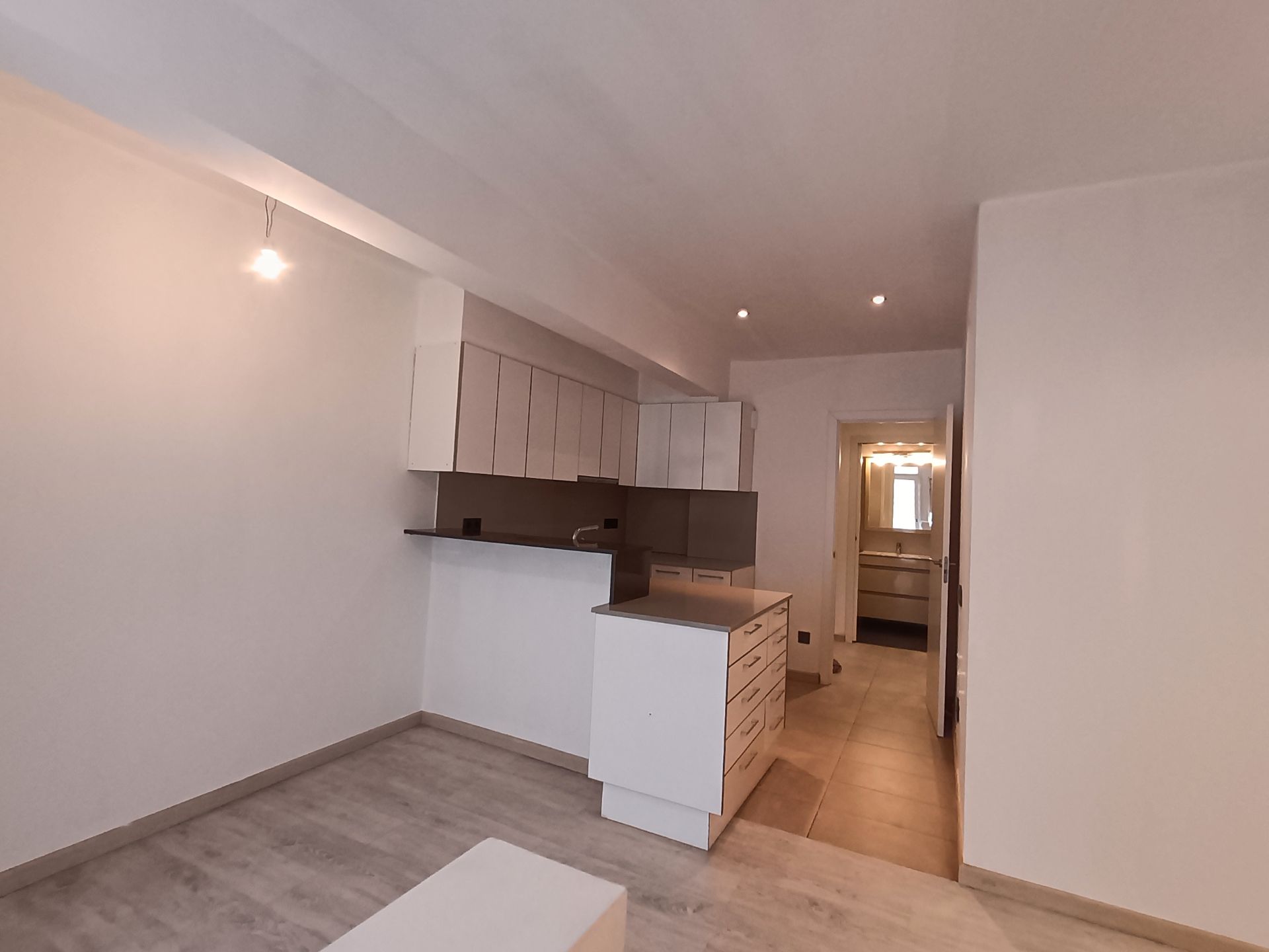 Kitchen of Flat for sale in Sabadell  with Heating, Oven and TV