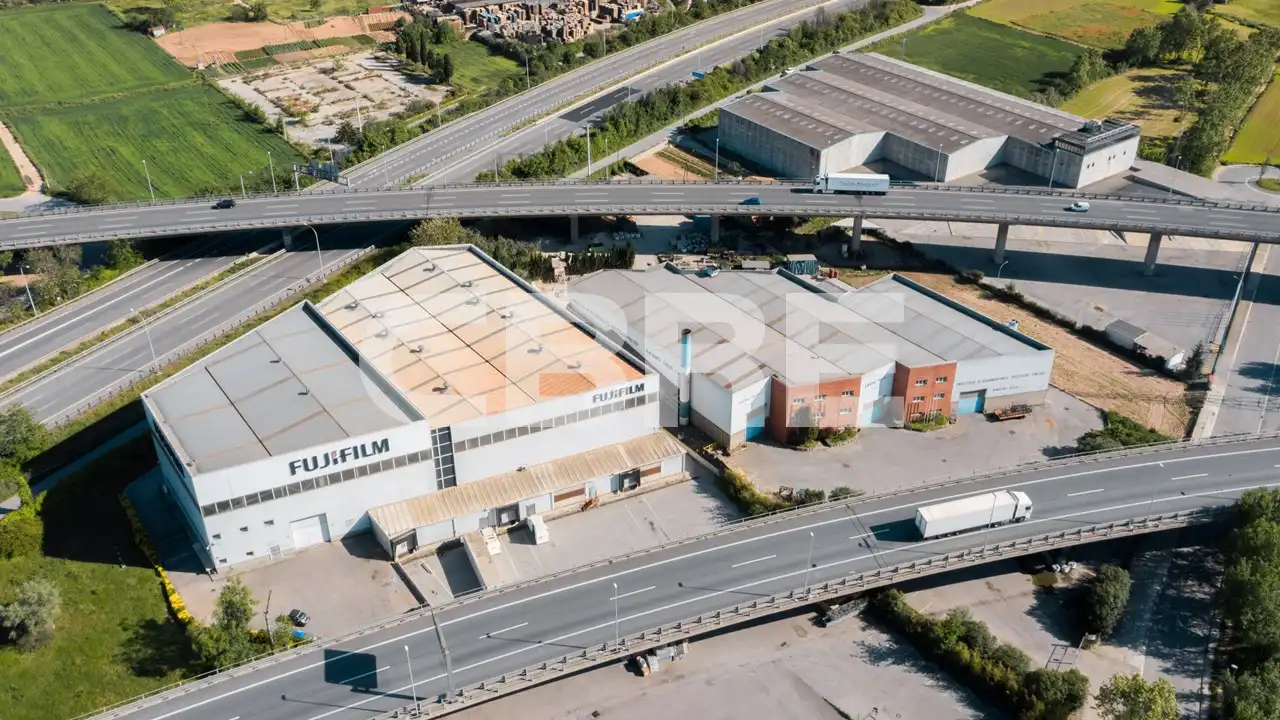 Industriegebäude zur Miete in Carrer Marconi 3
