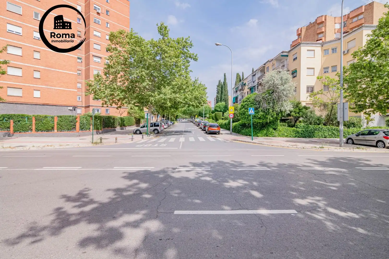 Vista exterior de Pis en venda en Granada amb Aire condicionat, Moblat i Balcó