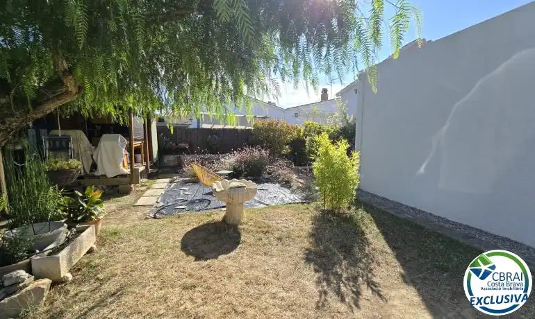 Jardí de Casa o xalet en venda en Roses amb Calefacció, Jardí privat i Traster