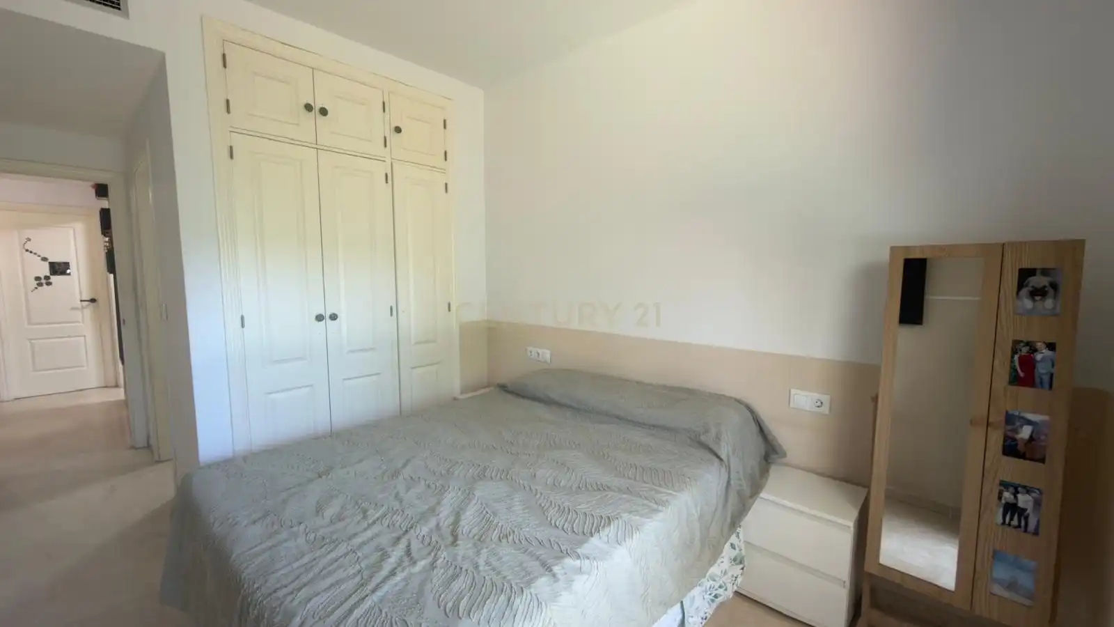 Habitación de Apartamento en venta en Mijas con Jardín privado, Trastero y Piscina comunitaria