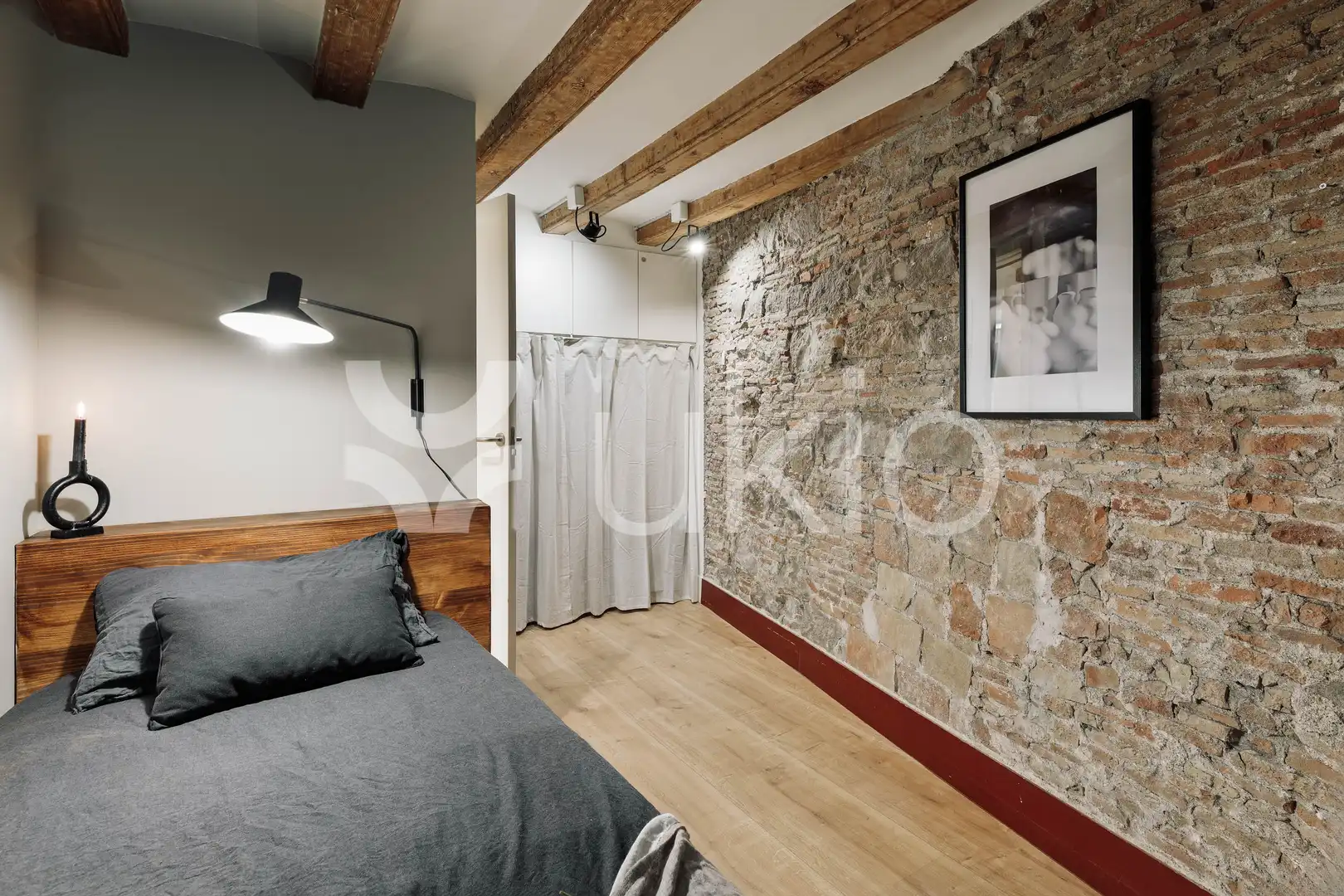 Habitación de Apartamento de alquiler en Barcelona con Aire acondicionado, Calefacción y Amueblado