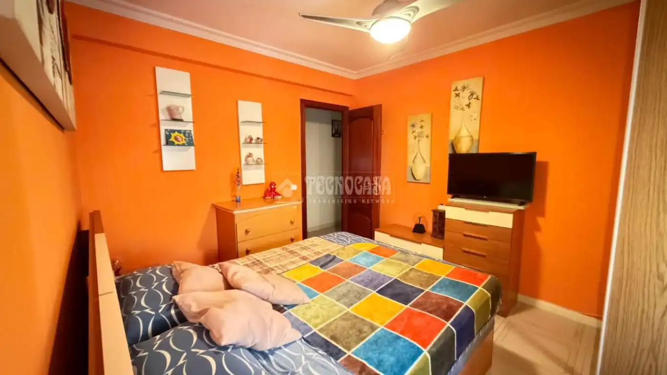 Habitación de Piso en venta en Parla con Calefacción