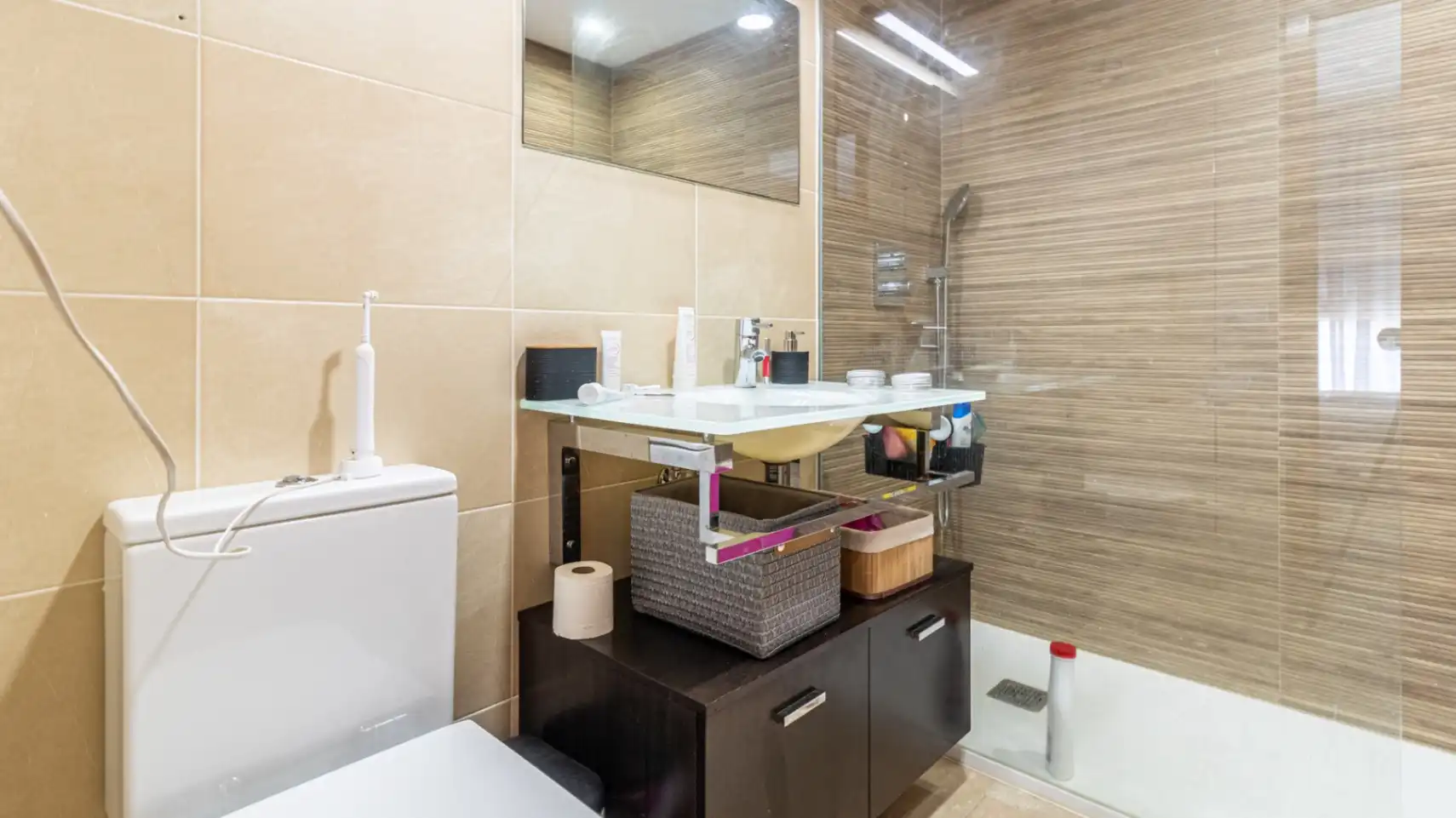 Bathroom of Flat for sale in Dénia  with Air Conditioner, Heating and Terrace