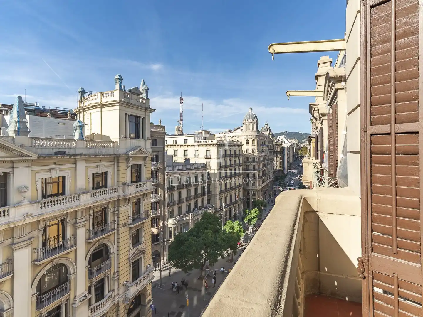 Exterior view of Flat for sale in Barcelona  with Air Conditioner, Terrace and Furnished
