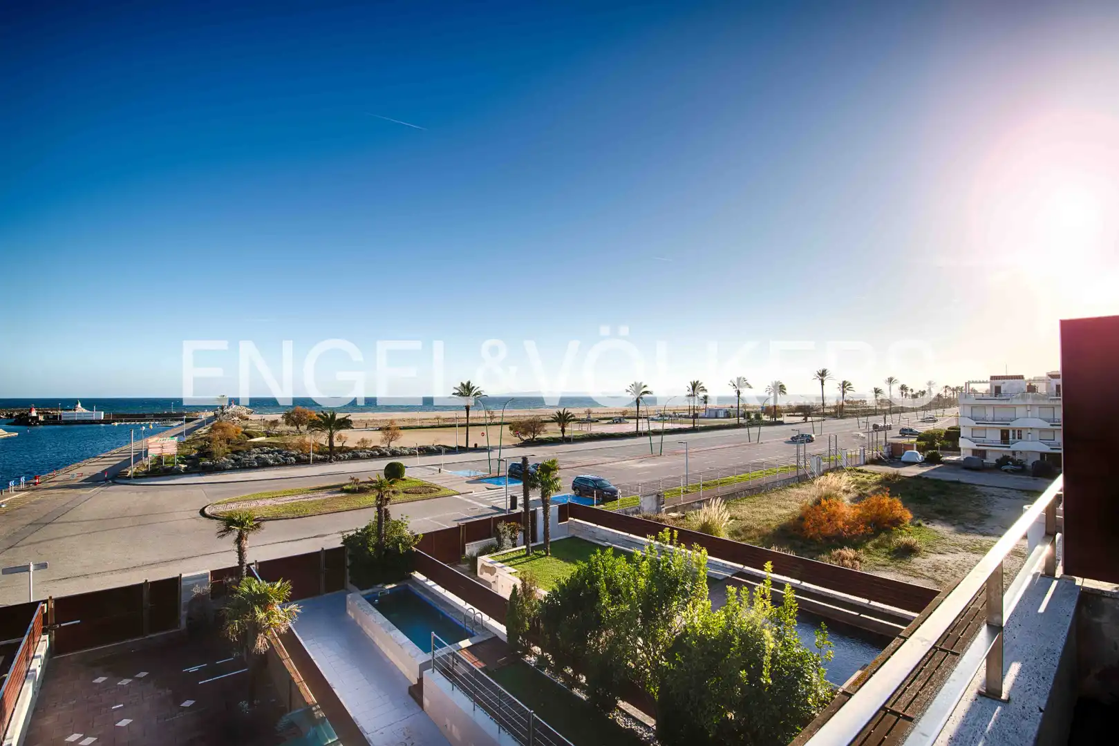 Exterior view of Detached homes for sale in Empuriabrava  with Air Conditioner, Terrace and Swimming Pool