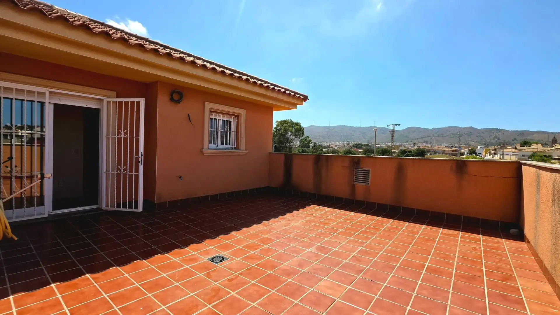 Terrassa de Casa o xalet en venda en La Unión amb Aire condicionat, Jardí privat i Terrassa