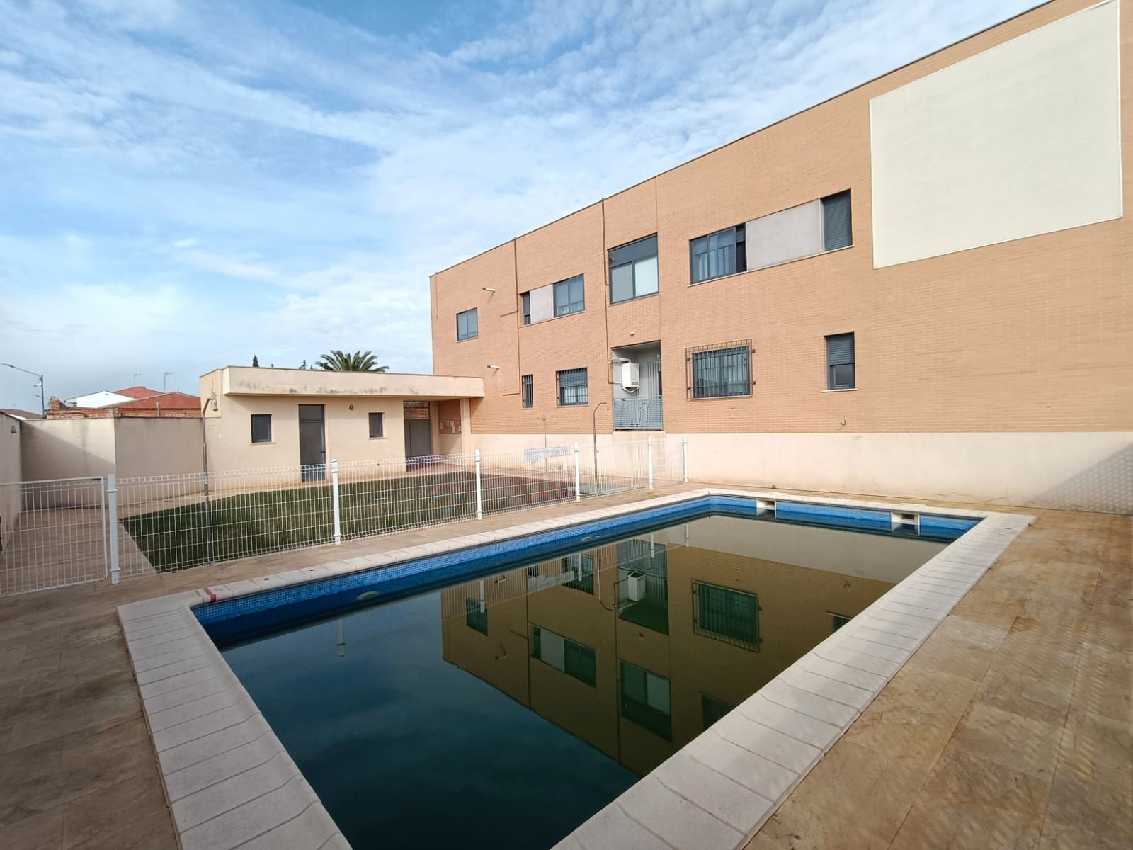Swimming pool of Flat for sale in Carrión de Calatrava  with Heating and Community pool