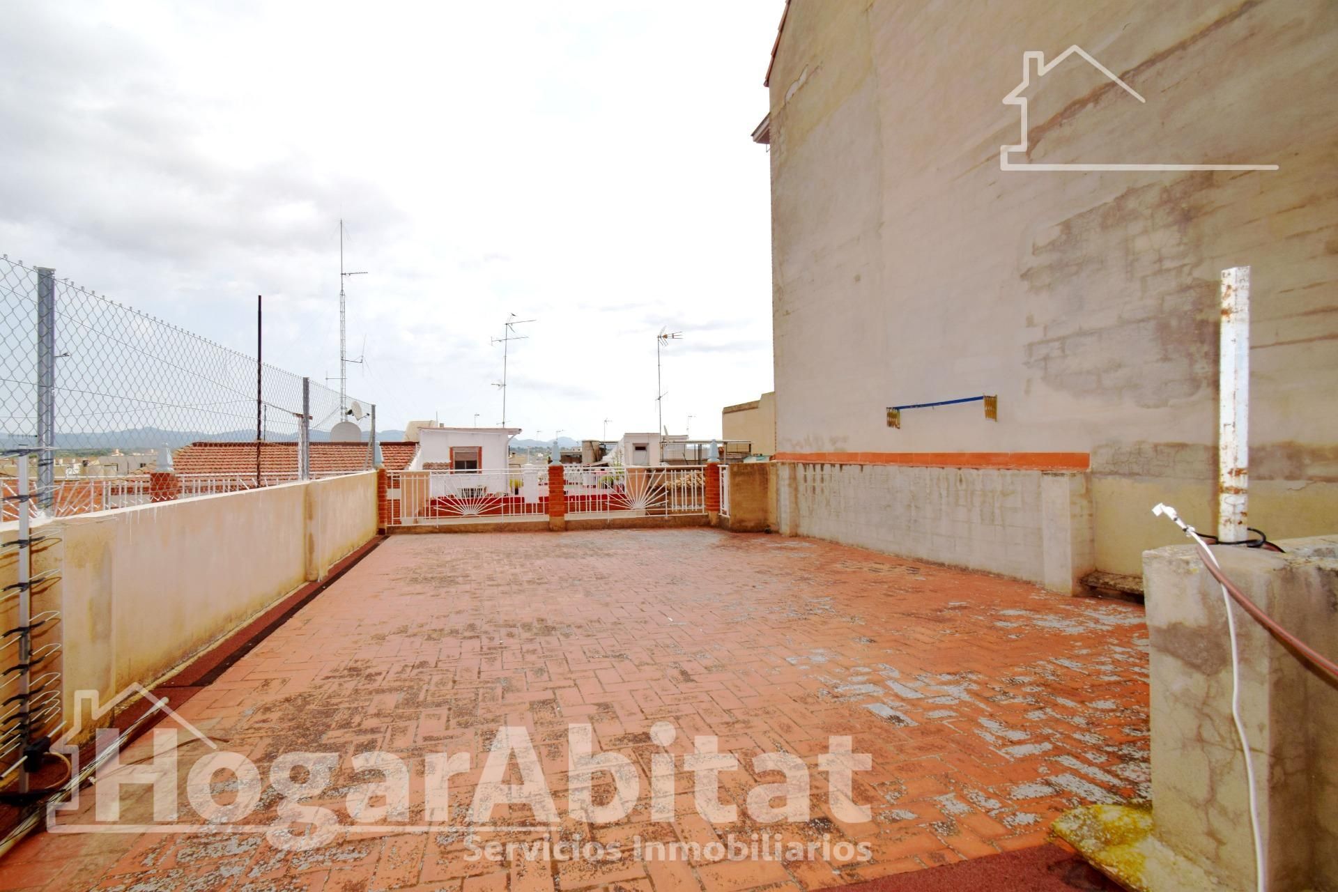 Exterior view of House or chalet for sale in Benaguasil  with Air Conditioner, Terrace and Balcony