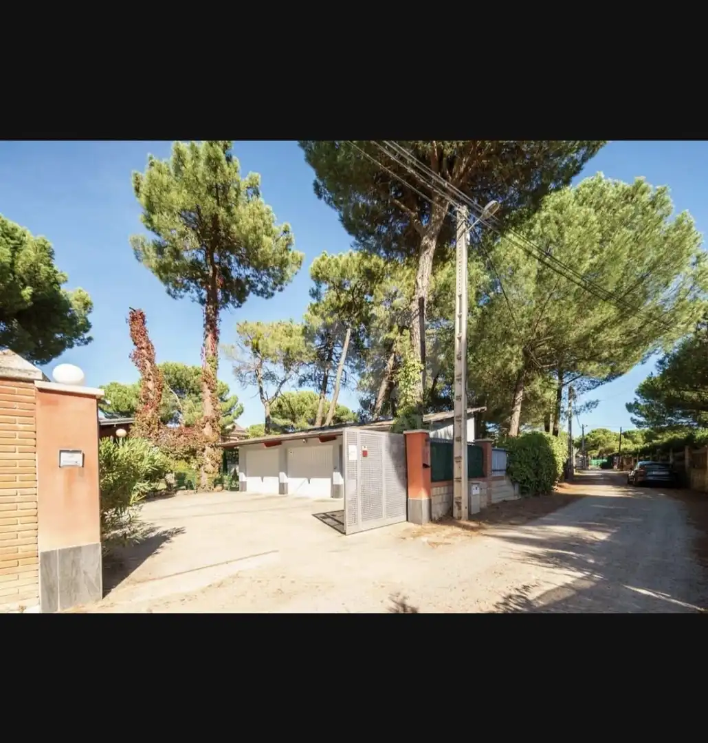 Vista exterior de Casa o chalet en venta en Medina del Campo con Aire acondicionado y Calefacción