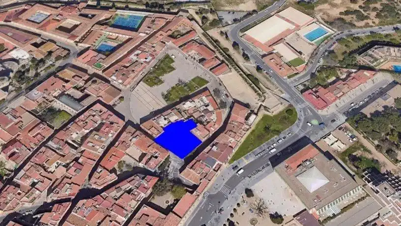 Außenansicht von Einfamilien-Reihenhaus zum Verkauf in Tarragona mit Terrasse