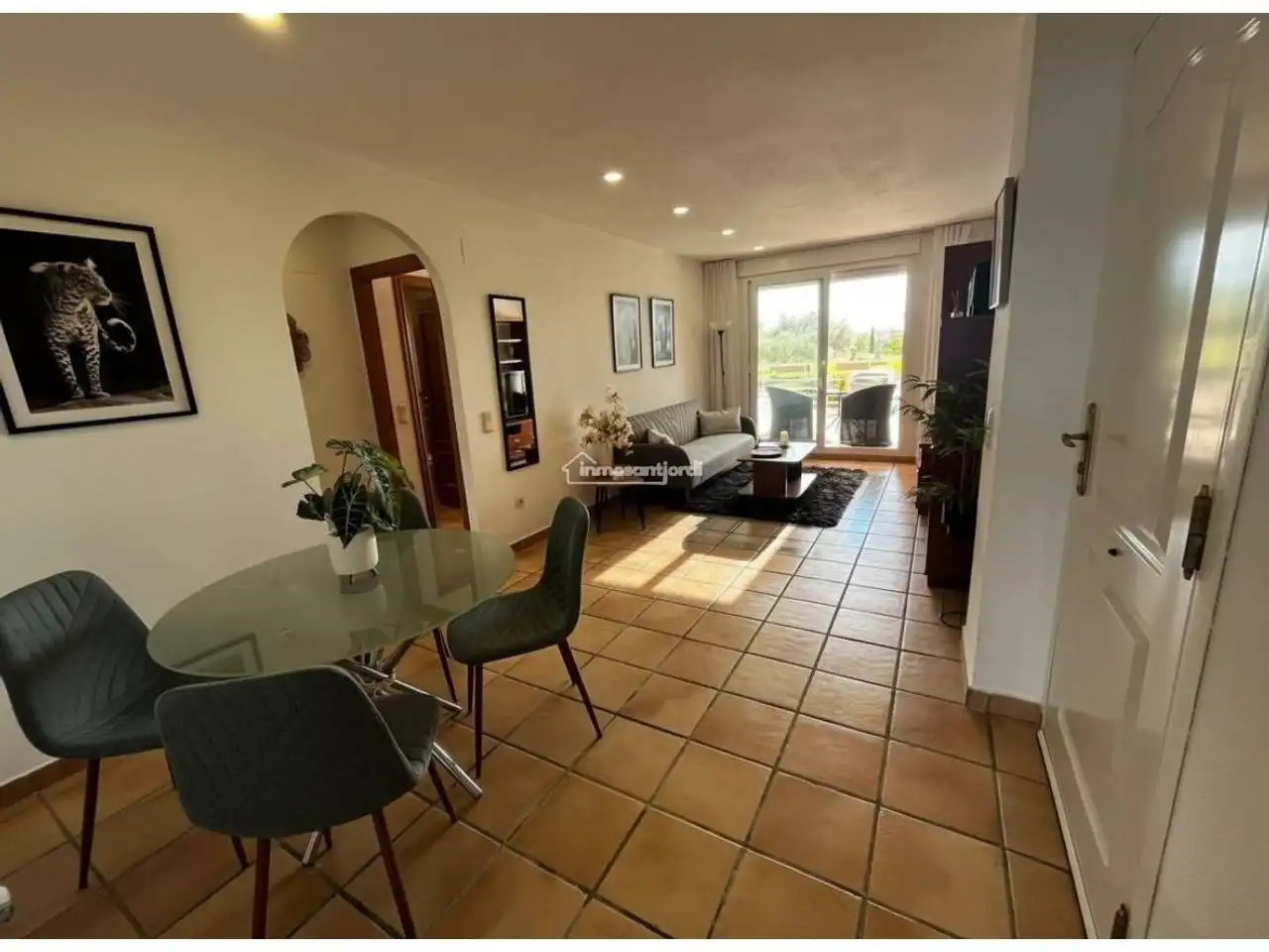 Appartement compact avec piscine à louer à Calle MADRID 11