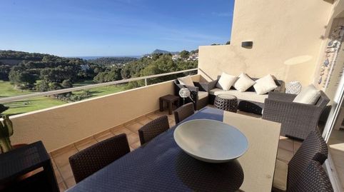 Bungalow encima del golf con vistas al mar