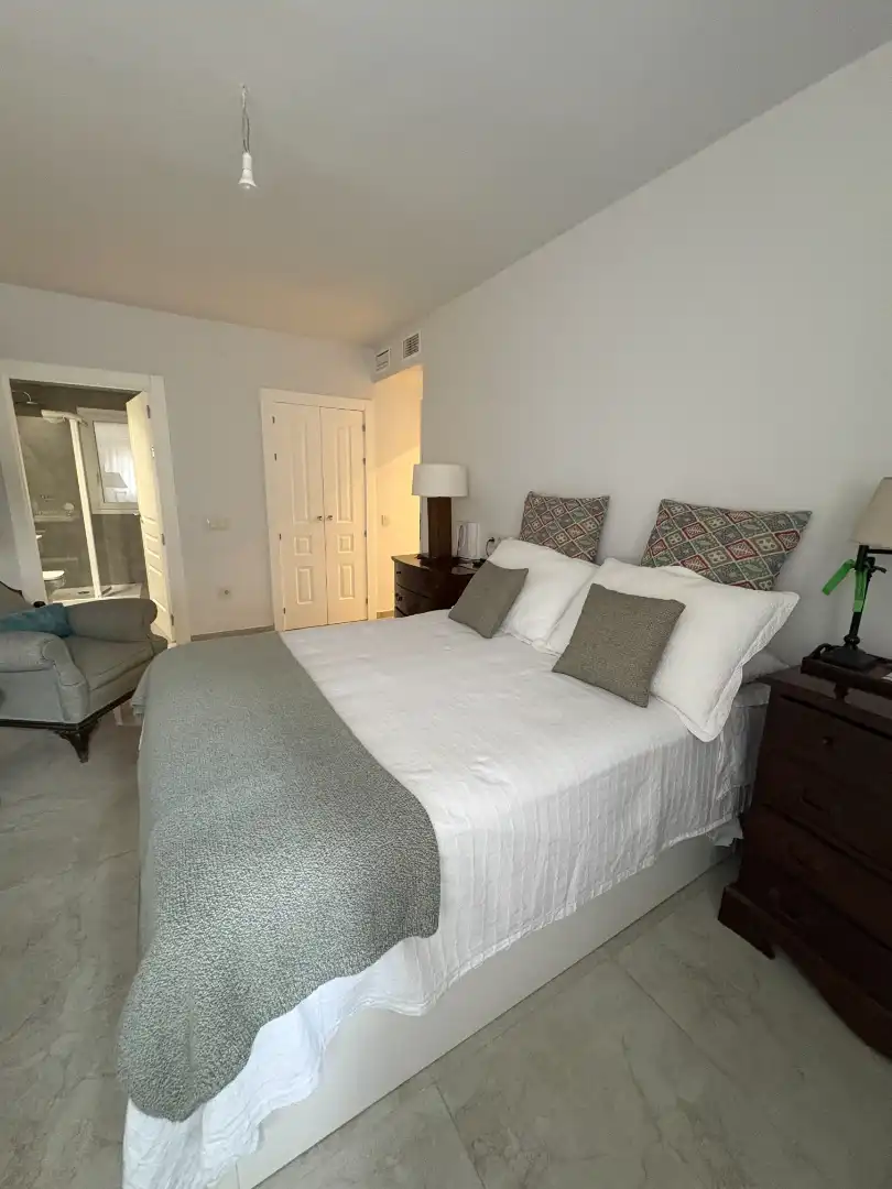 Habitación de Piso en venta en Málaga con Aire acondicionado, Amueblado y Horno