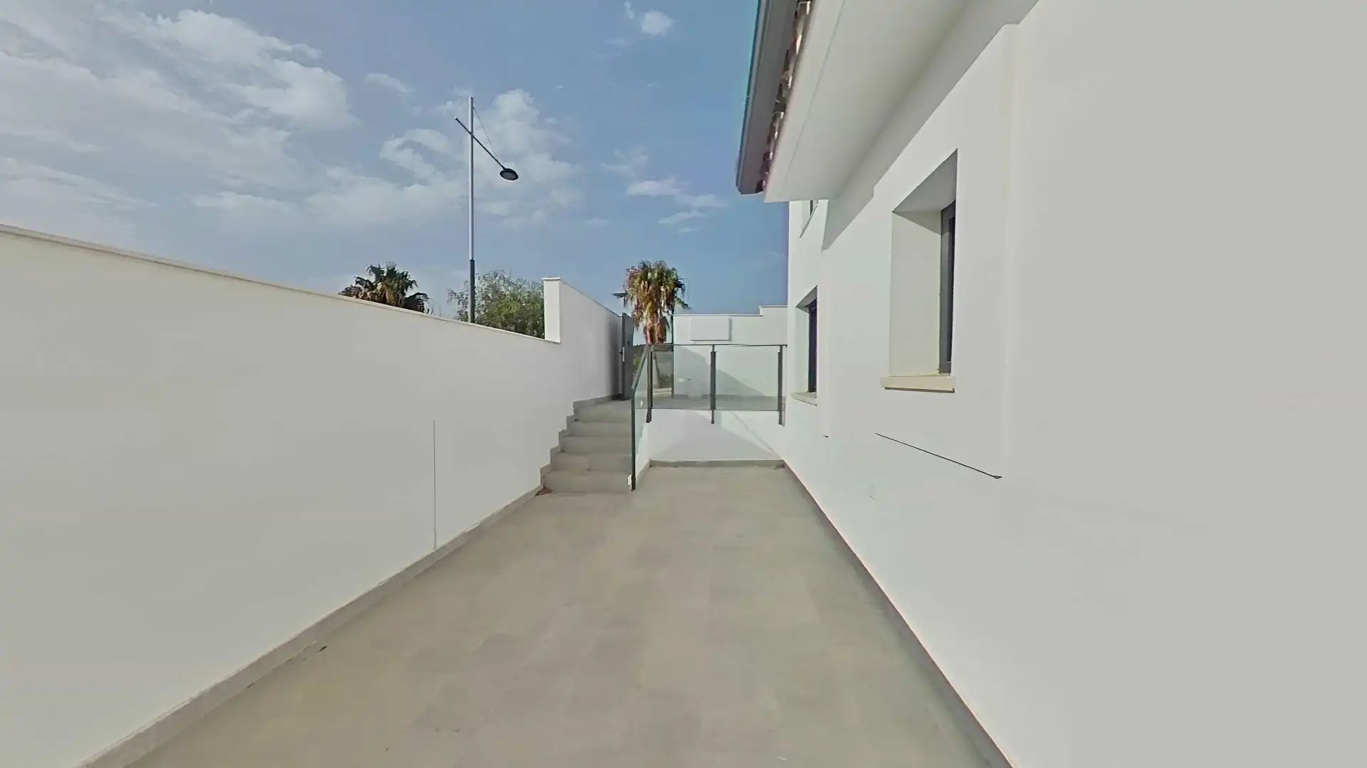 Terrassa de Casa o xalet en venda en Manilva amb Aire condicionat, Calefacció i Jardí privat