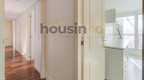 Foto 5 de Ático de alquiler en Ana de Austria, Sanchinarro, Madrid