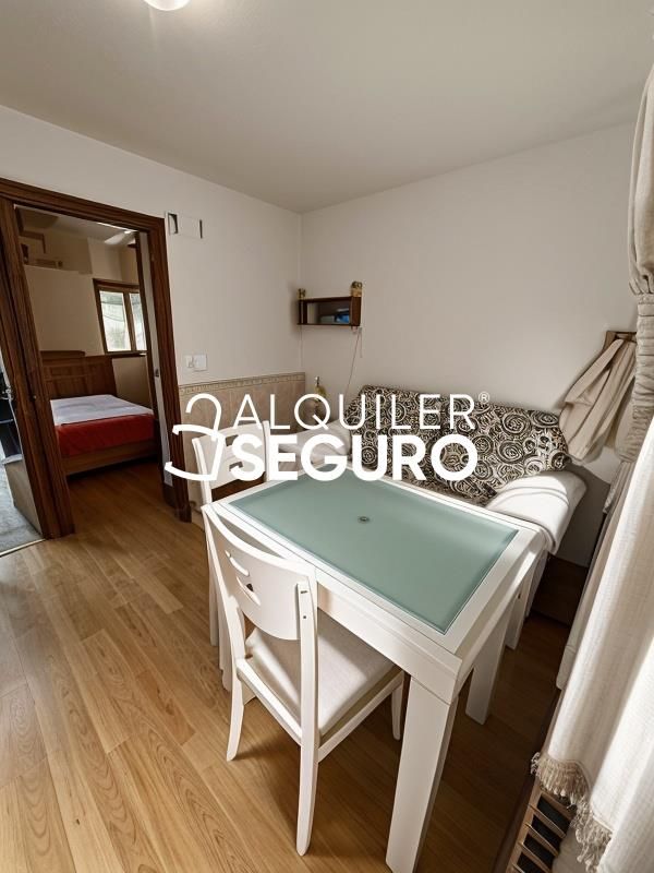 Flat to rent in  Madrid Capital  with Air Conditioner and Furnished