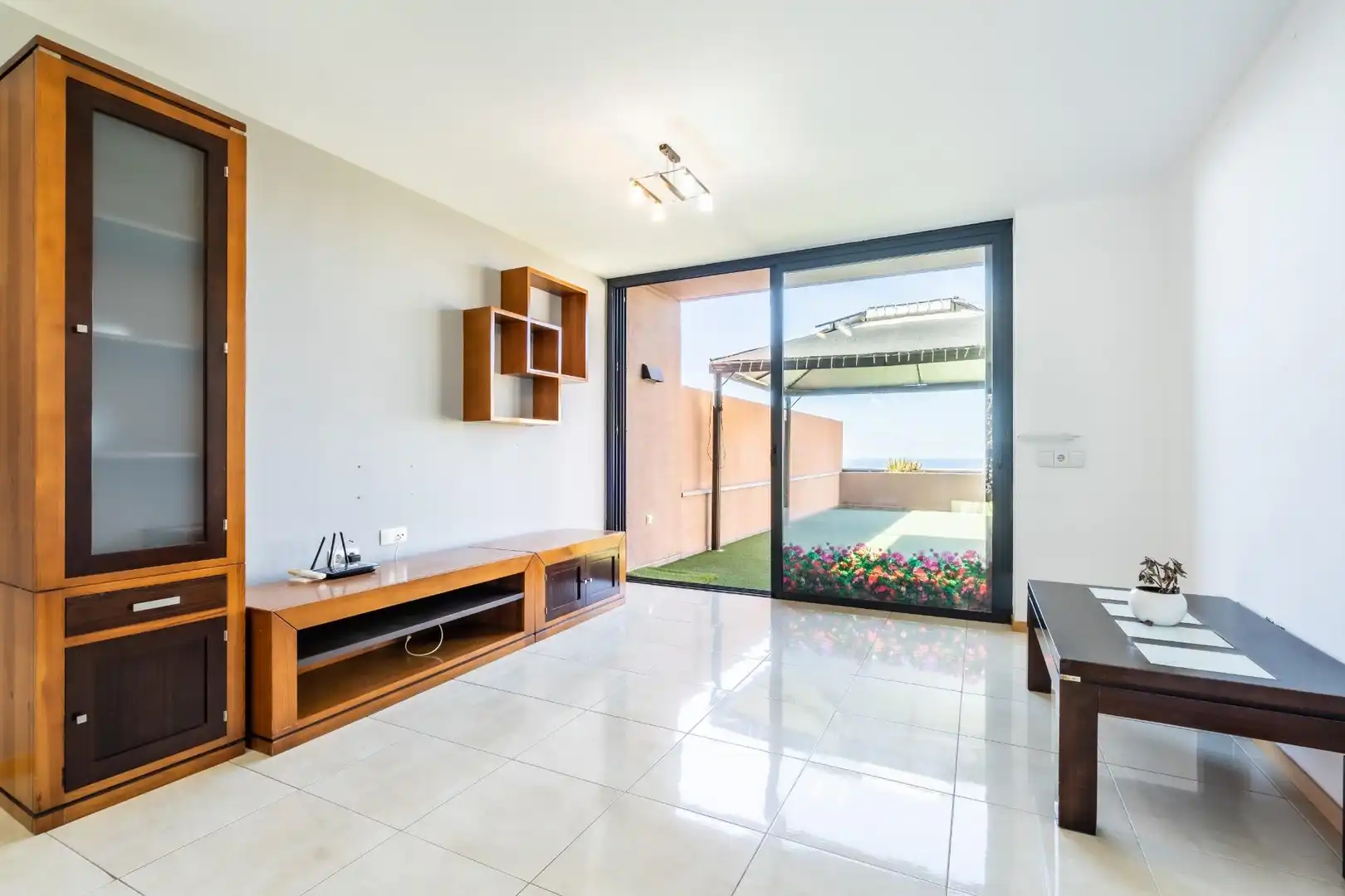 Sala de estar de Casa adosada en venta en Santa Cruz de Tenerife con Aire acondicionado, Terraza y Trastero