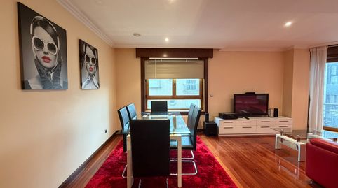 Foto 3 de Piso de alquiler en Praza Francisco Fernández del Riego, 9, Plaza España - Corte Inglés, Vigo