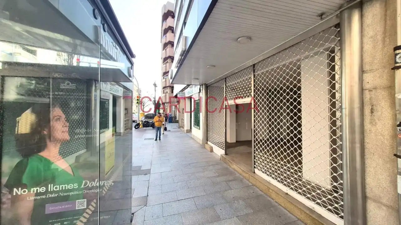 Vista exterior de Local de alquiler en Vigo  con Aire acondicionado